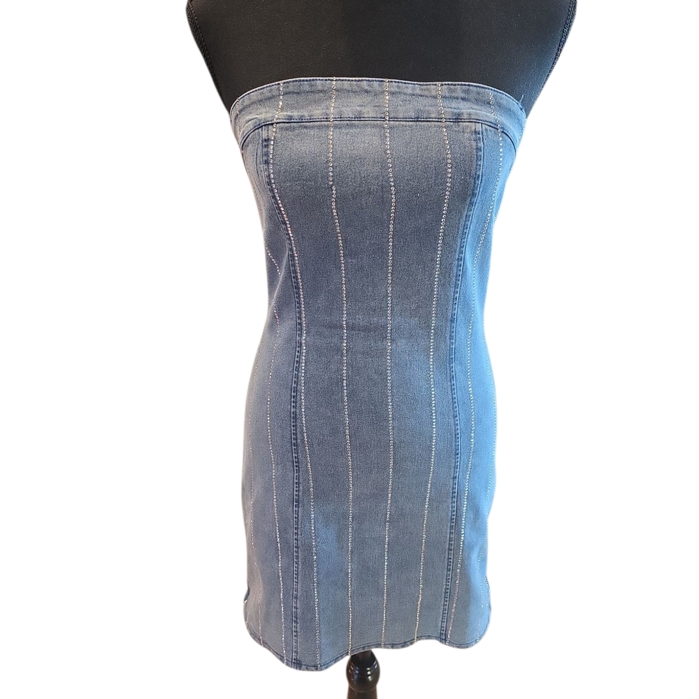 Blue Strapless Bodycon Dress for a Night Out